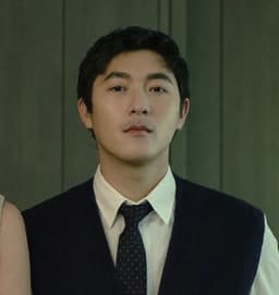 Character reference photo to drag onto MATT